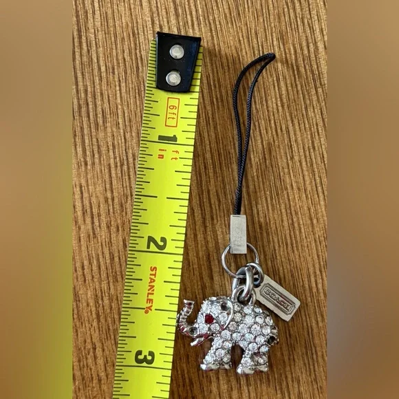 Coach Elephant Keychain Charm Silver with Rhinestones Rare - Picture 4 of 13